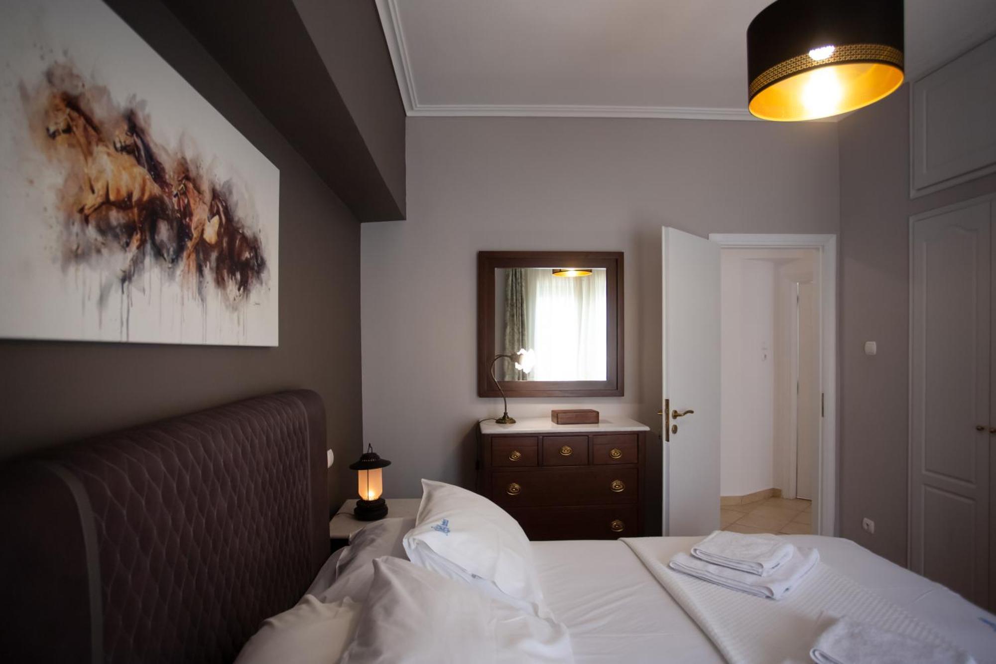 Socrates By Heloni Apartments Athènes Extérieur photo